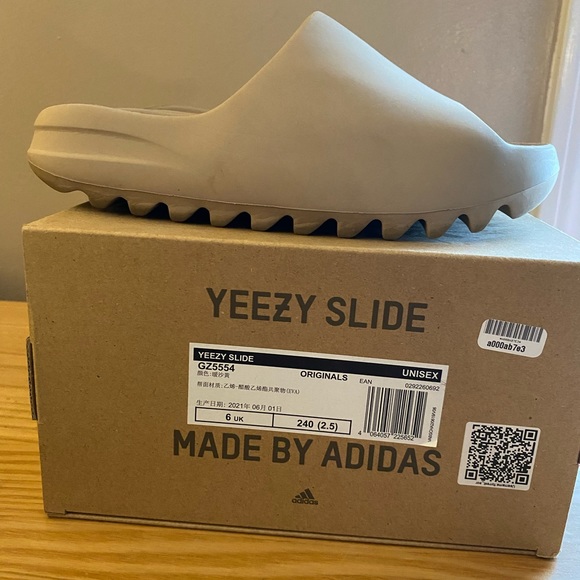Yeezy slides “pure” unisex - Picture 5 of 5